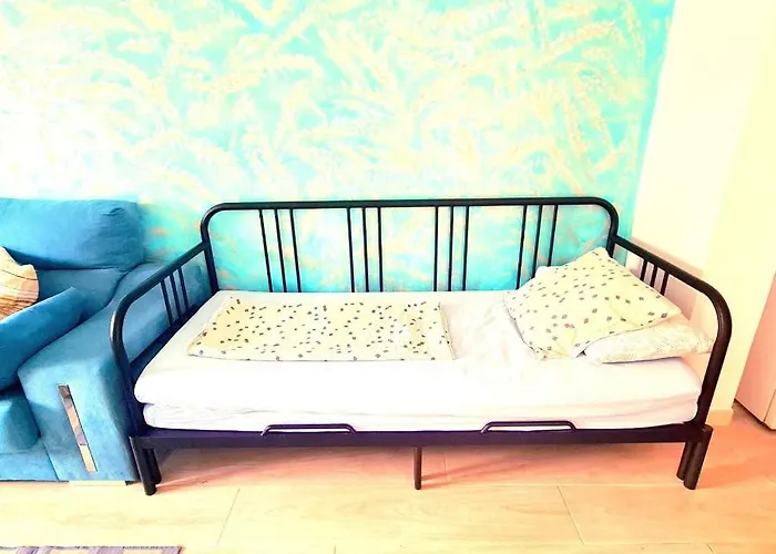 * * * Urb. Chayofita Apartamento *